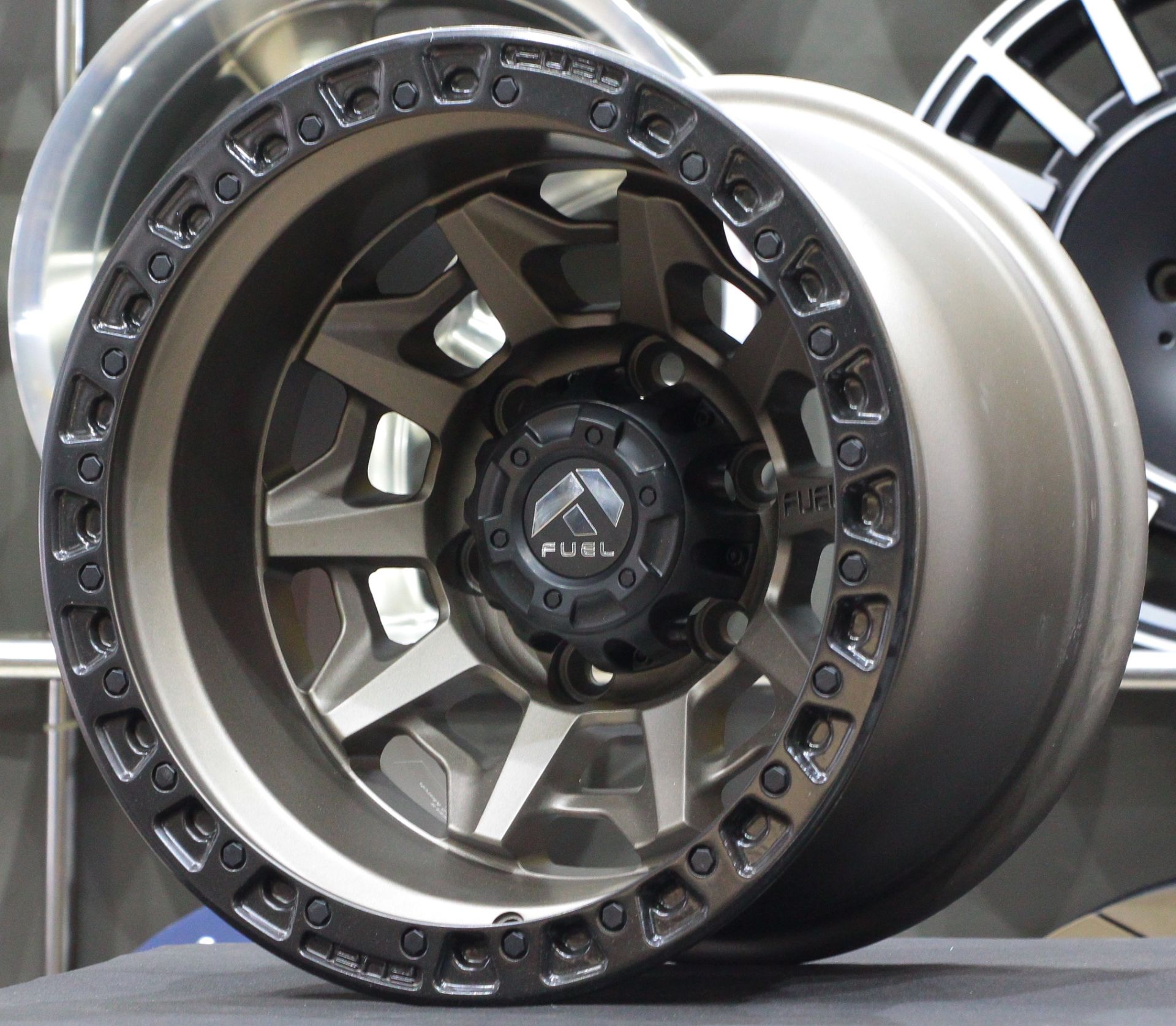 Fuel Off-Road 15X10 6X139.7 ET-45 Bronze