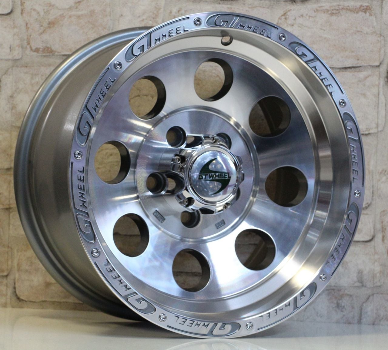 GT 531 15X8.0 5X114.3  ET0 Silver Polished