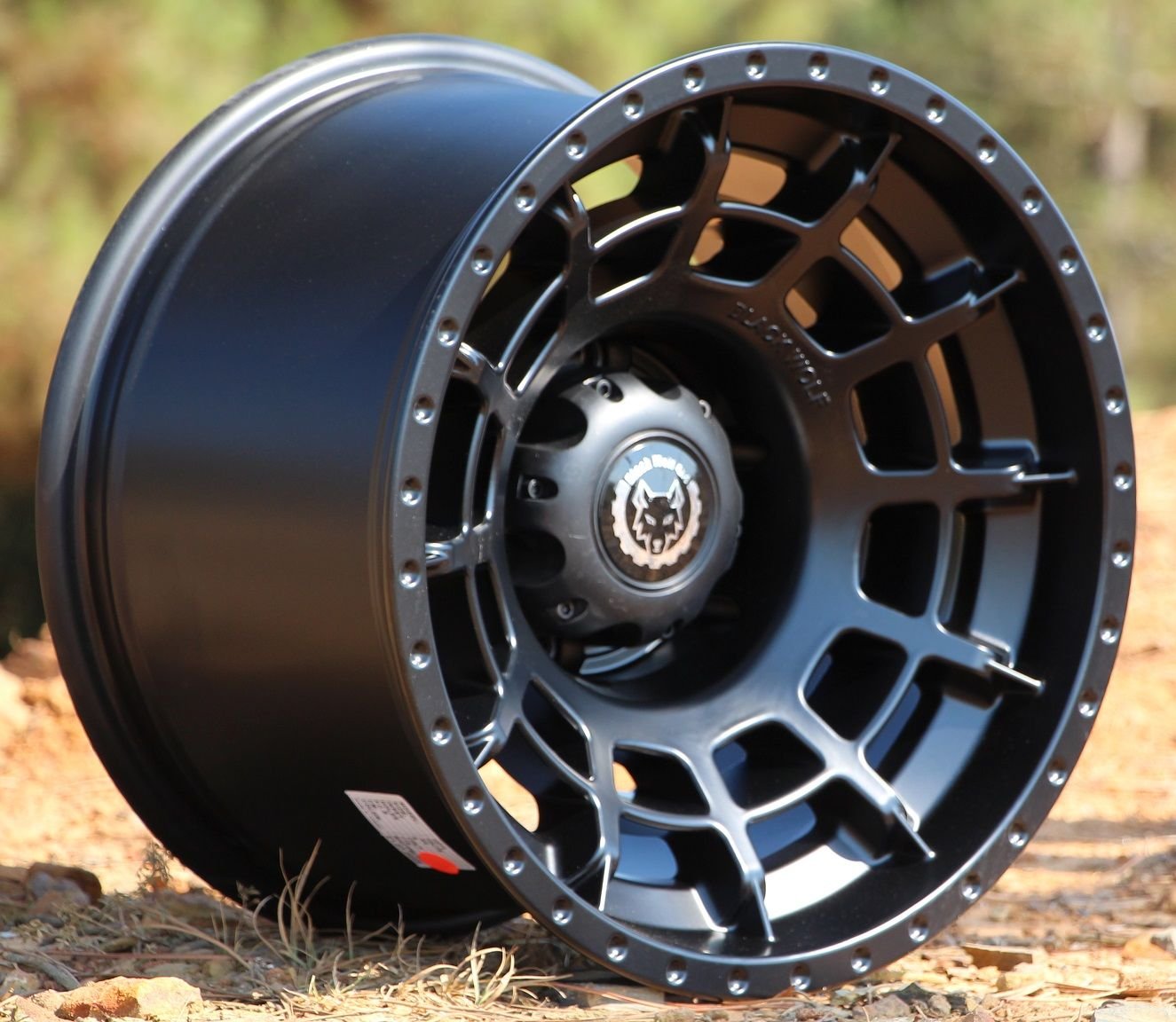 Black Wolf 1071 16X10 5X139.7 ET-44  MB